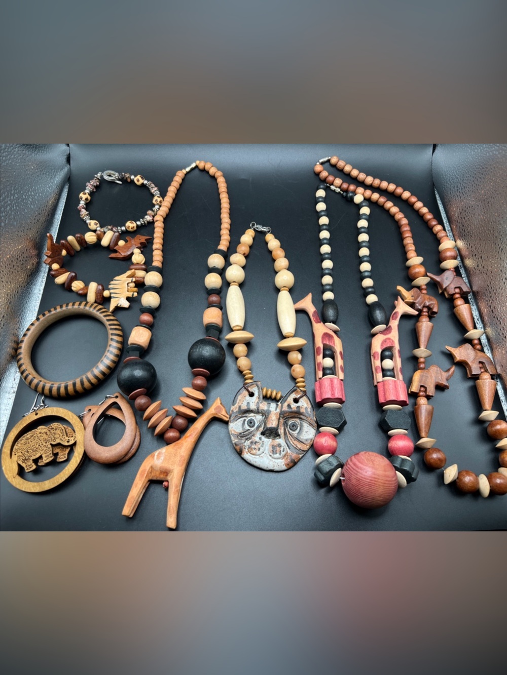 9 pc Lot Safari Theme Jewelry Collection Wood Carved Browns Black Vintage To Now
